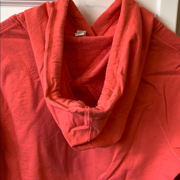 Under Armour Hoodie, pink. Size Small EUC - Picture 6 of 8